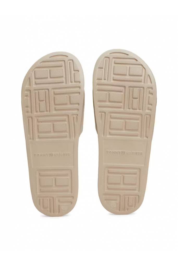 Detal 3 damskie klapki embroidered slide tommy hilfiger FW0FW08140