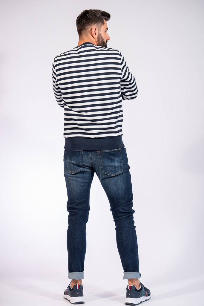 Przód calvin klein jeans jeansy slim taper J30J315591 Przód calvin klein jeans jeansy slim taper J30J315591