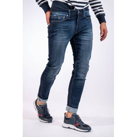 Calvin klein jeans jeansy slim taper J30J315591
