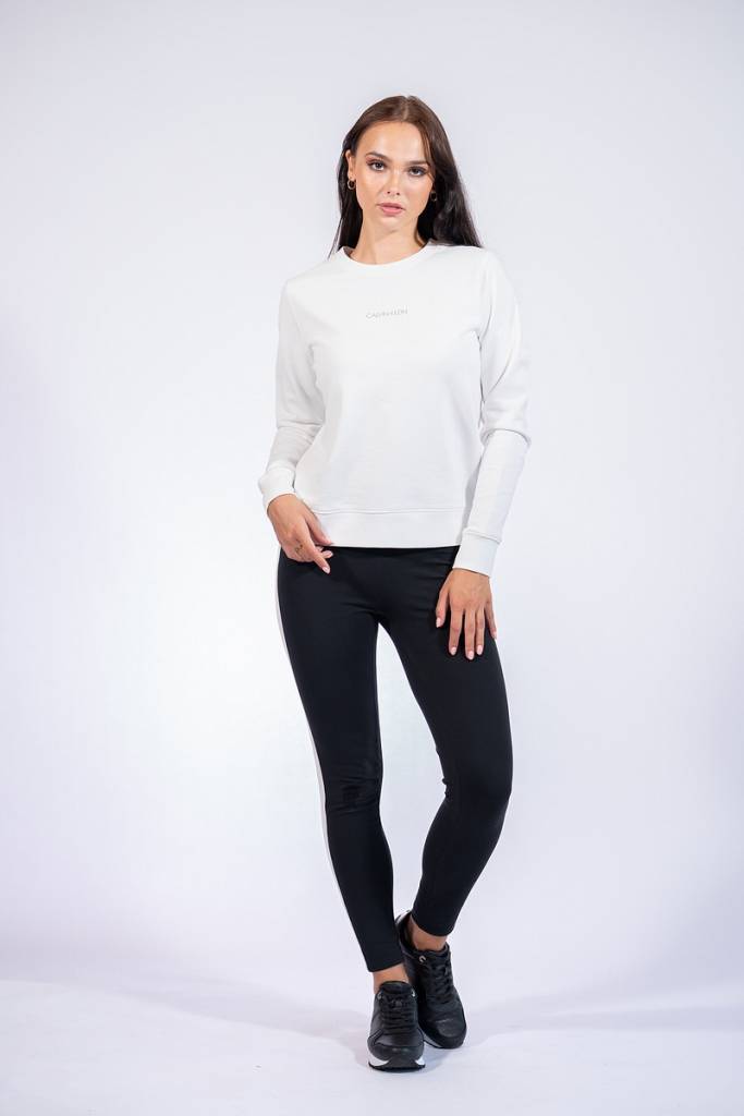 Detal stylizacja calvin klein bluza 3d metallic K20K202236 Detal stylizacja calvin klein bluza 3d metallic K20K202236