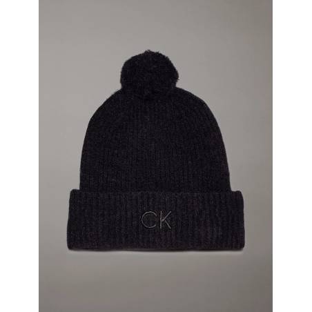 Damska czapka zimowa embroidery airy pompom beanie calvin klein K60K612586