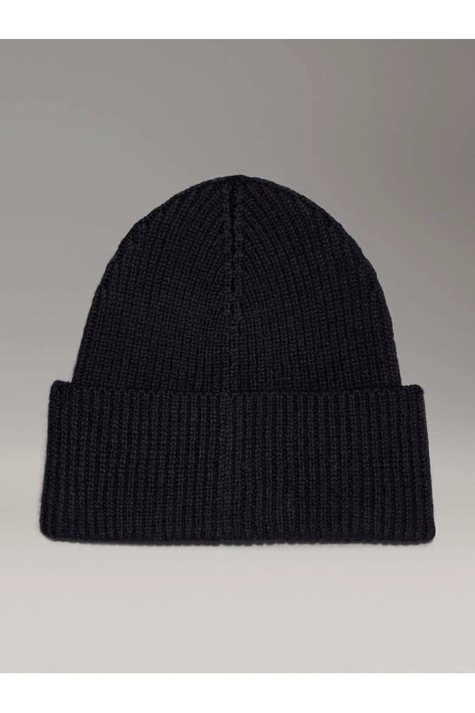 Tył damska czapka zimowa metal chunky rib beanie calvin klein K60K612592