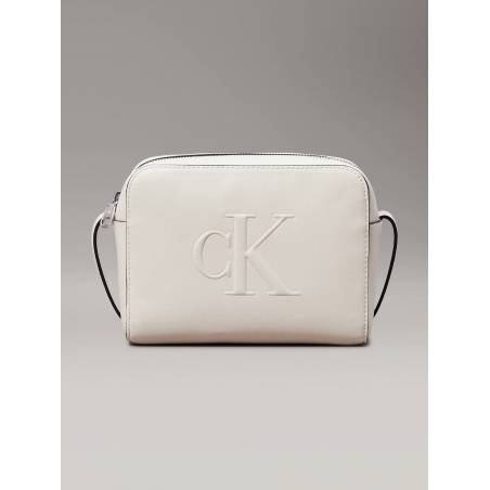 Damska torebka sculpted camera bag deboss calvin klein jeans K60K612726