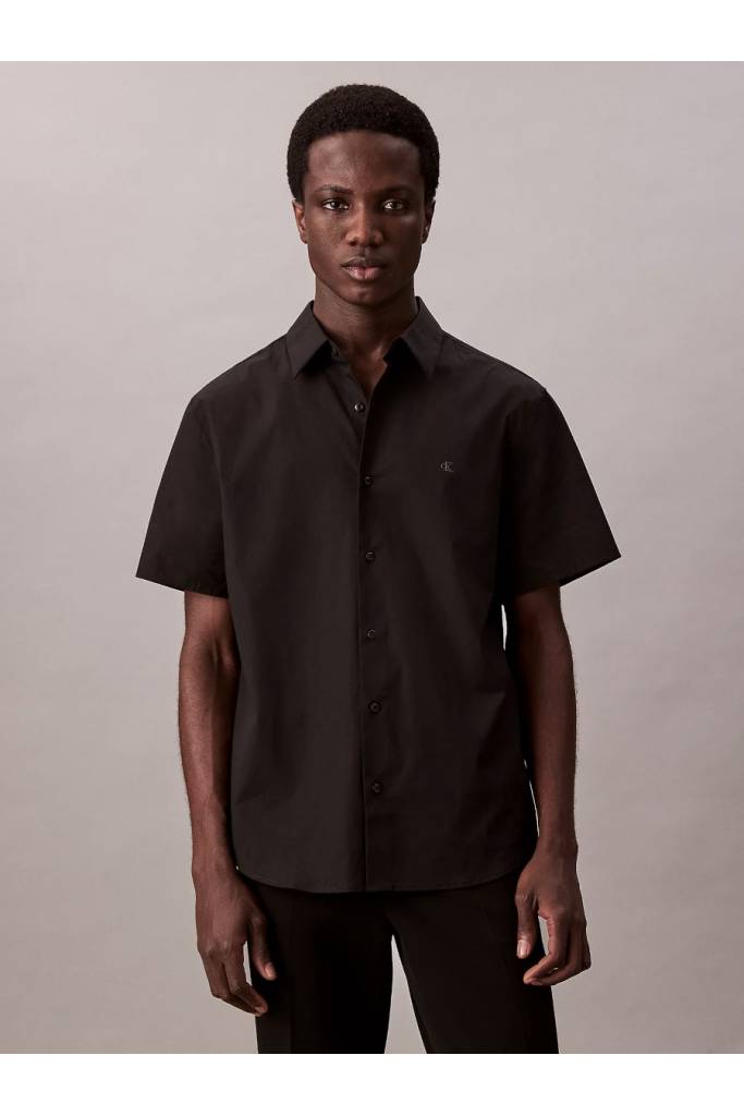 Przód męska koszula z krótkim rękawem solid stretch classic calvin klein LV04LB125G