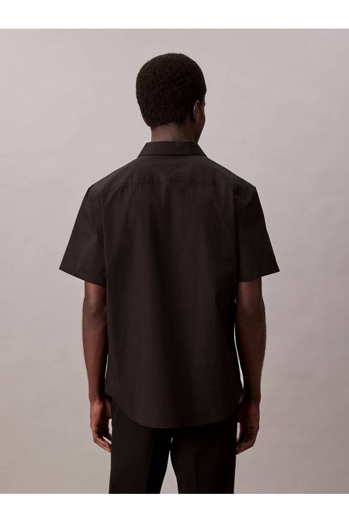 Tył męska koszula z krótkim rękawem solid stretch classic calvin klein LV04LB125G