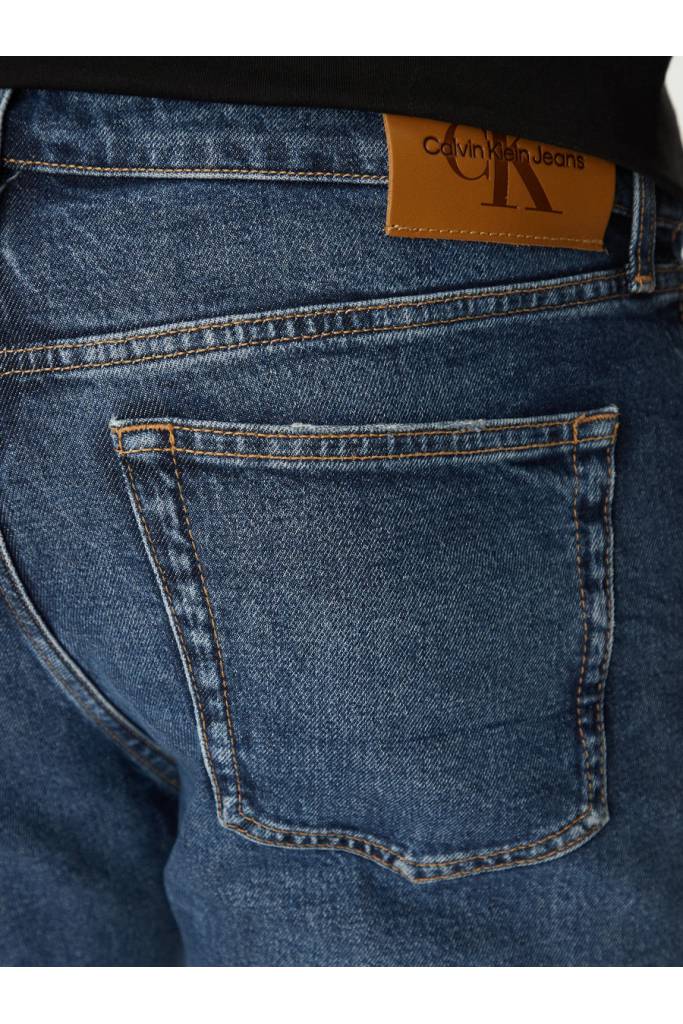 Detal stylizacja męskie jeansy slim taper calvin klein jeans J30J327162 Detal stylizacja męskie jeansy slim taper calvin klein jeans J30J327162