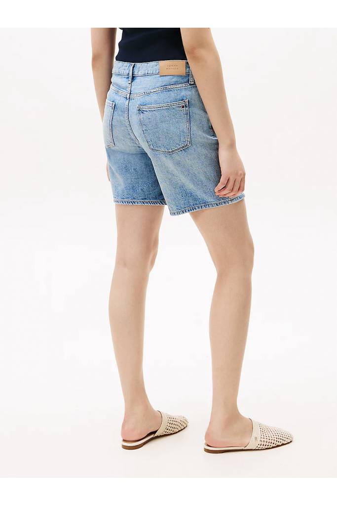 Tył damskie szorty jeansowe straight rw sia tommy hilfiger WW0WW45505 Tył damskie szorty jeansowe straight rw sia tommy hilfiger WW0WW45505