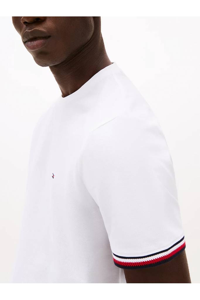 Detal stylizacja męski t-shirt global stripe cuff tommy hilfiger MW0MW38630 Detal stylizacja męski t-shirt global stripe cuff tommy hilfiger MW0MW38630