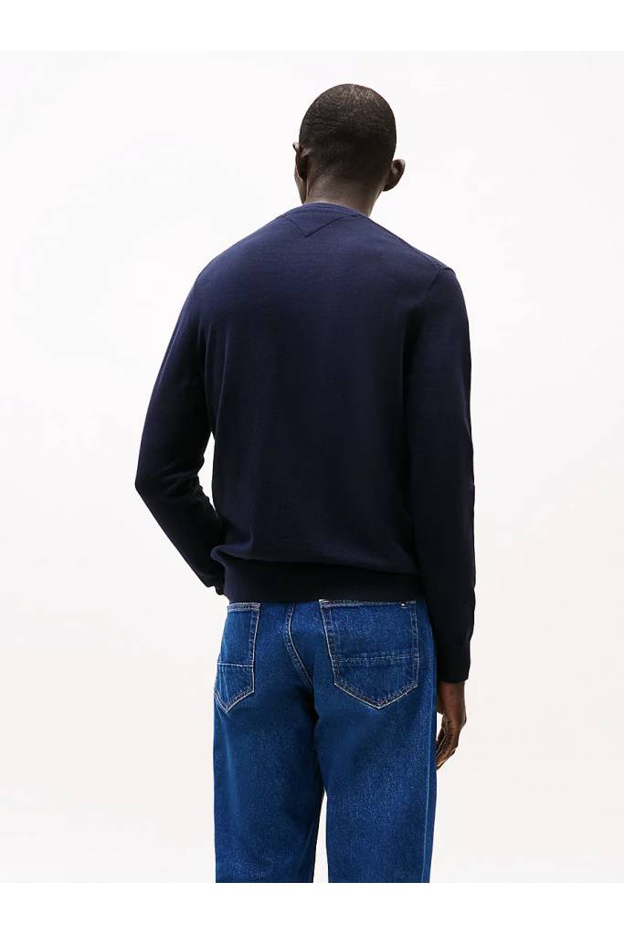 Tył męski sweter w serek essential cotton tommy hilfiger MW0MW14745 Tył męski sweter w serek essential cotton tommy hilfiger MW0MW14745