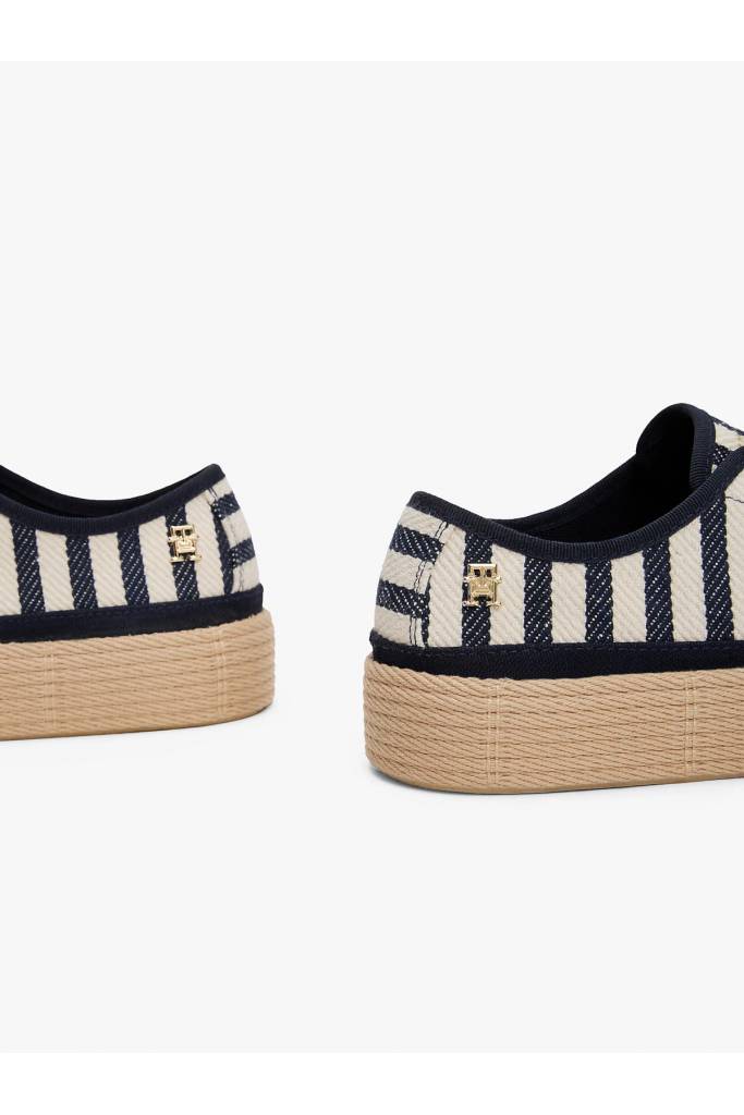 Detal stylizacja damskie trampki kelsey rope vulc ithaca tommy hilfiger FW0FW08646 Detal stylizacja damskie trampki kelsey rope vulc ithaca tommy hilfiger FW0FW08646