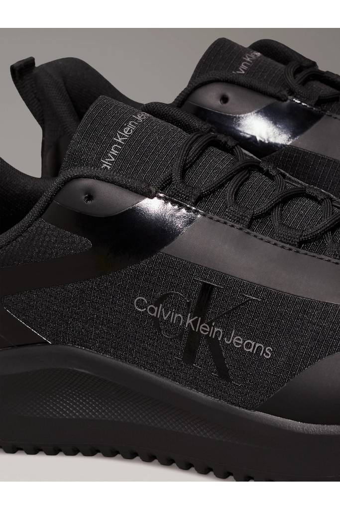 Detal stylizacja męskie sneakersy lausanne eva runner low lace ml mix calvin klein jeans YM0YM00968 Detal stylizacja męskie sneakersy lausanne eva runner low lace ml mix calvin klein jeans YM0YM00968
