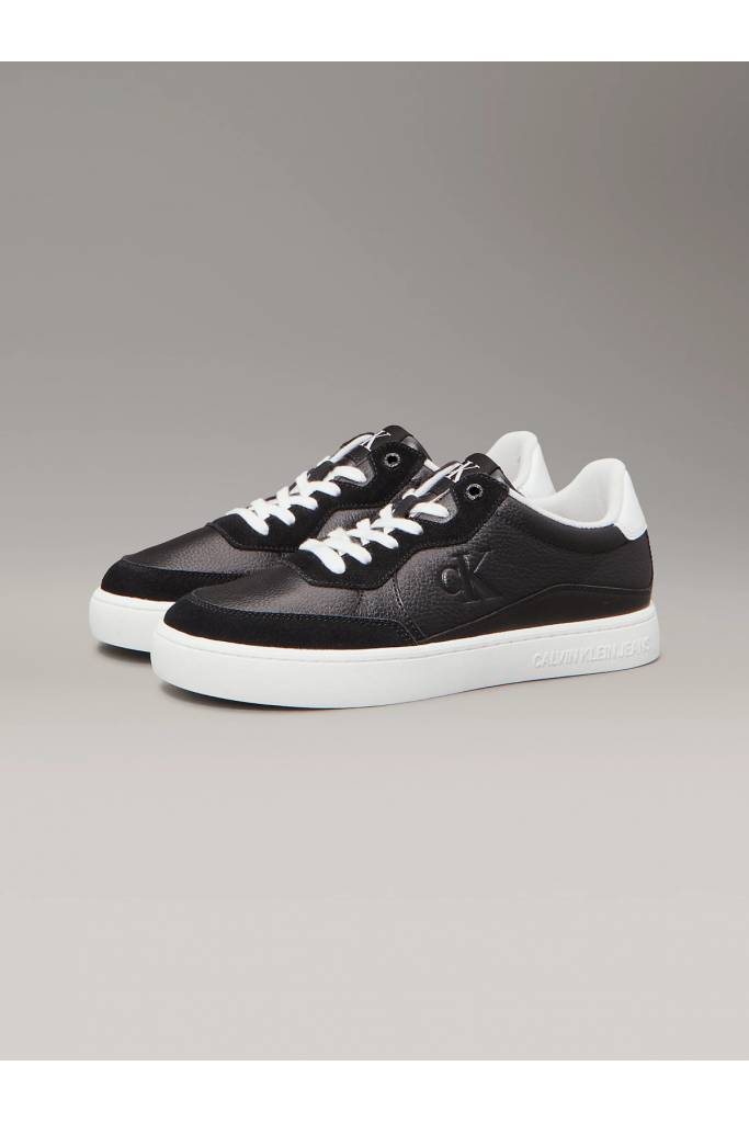 Przód męskie sneakersy skórzane classic cupsole mg wmm calvin klein jeans YM0YM01153
