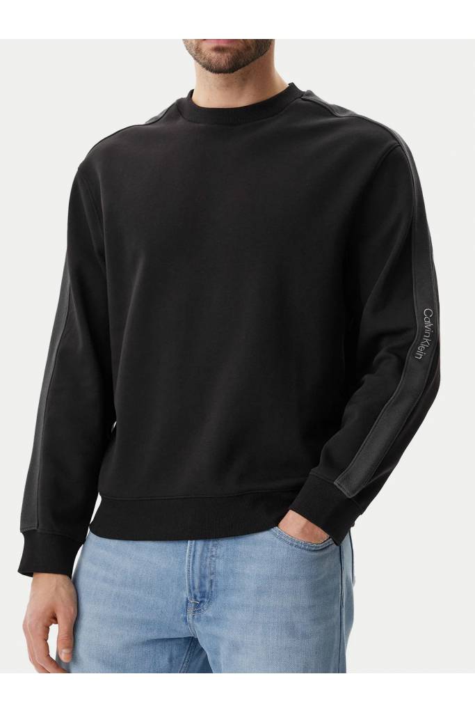 Przód męska bluza logo tape calvin klein jeans J30J327230