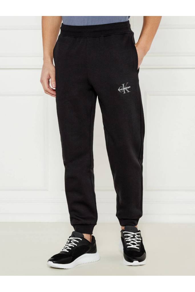 Przód męskie spodnie dresowe monologo fleece calvin klein jeans LV040BM802