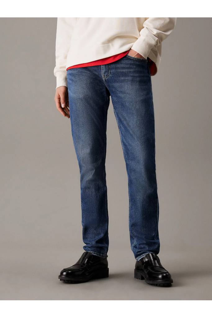 Przód męskie jeansy slim calvin klein jeans J30J327156