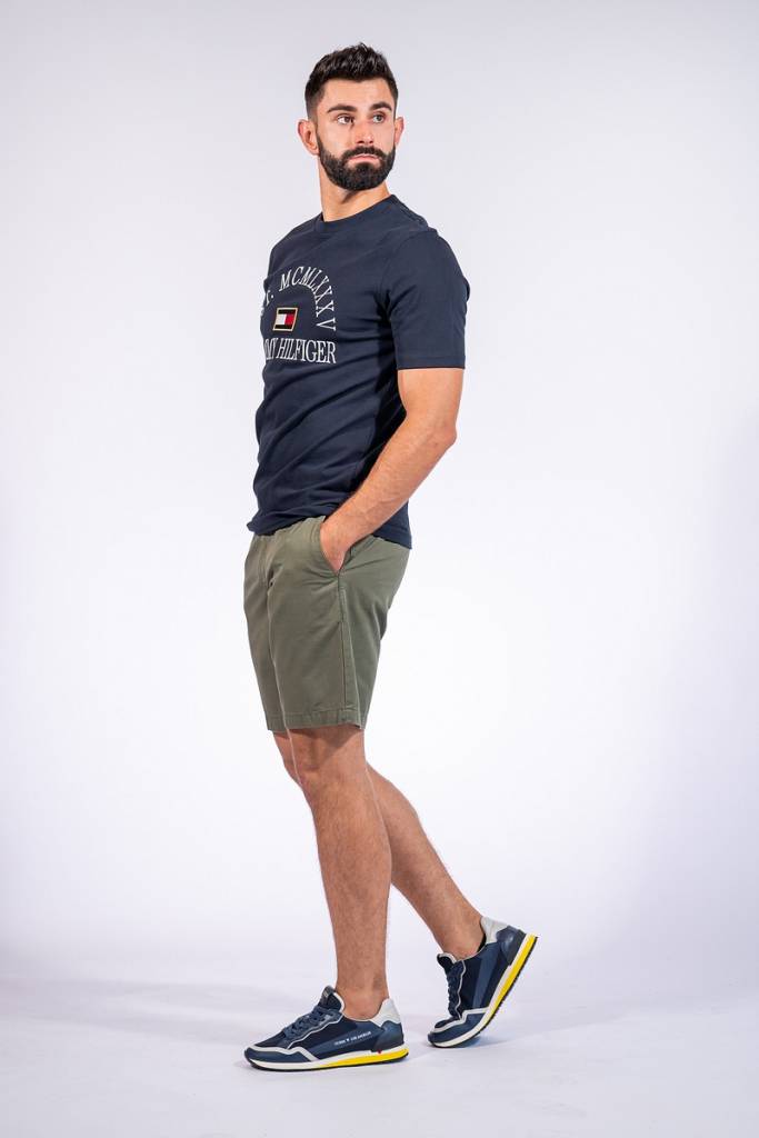 Przód tommy hilfiger t-shirt college flag MW0MW15330 Przód tommy hilfiger t-shirt college flag MW0MW15330