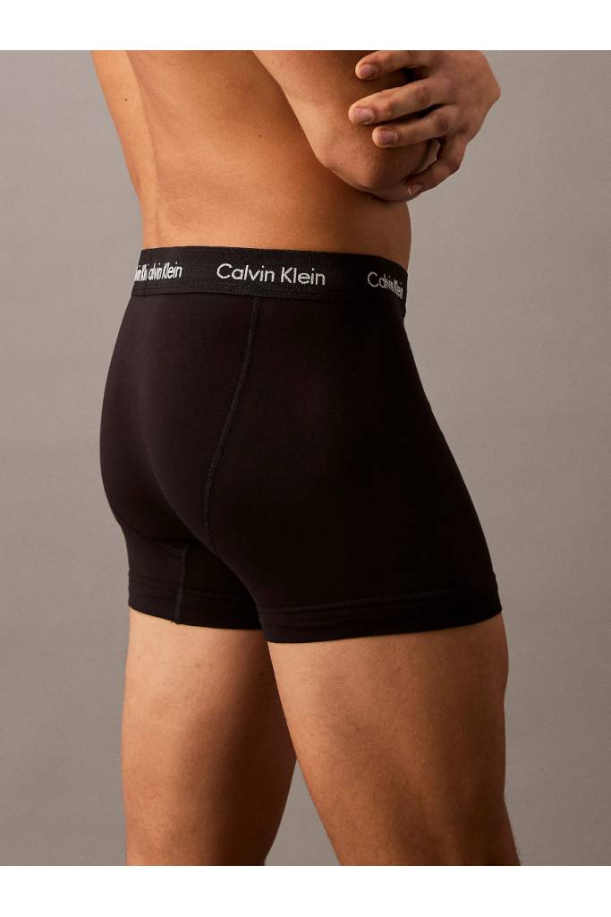 Detal stylizacja męskie bokserki cotton stretch trunk calvin klein 3-pack 0000U2662G Detal stylizacja męskie bokserki cotton stretch trunk calvin klein 3-pack 0000U2662G