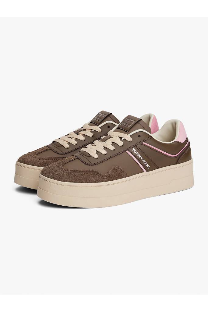 Przód damskie sneakersy greenwich flatform tommy jeans EN0EN02902 Przód damskie sneakersy greenwich flatform tommy jeans EN0EN02902