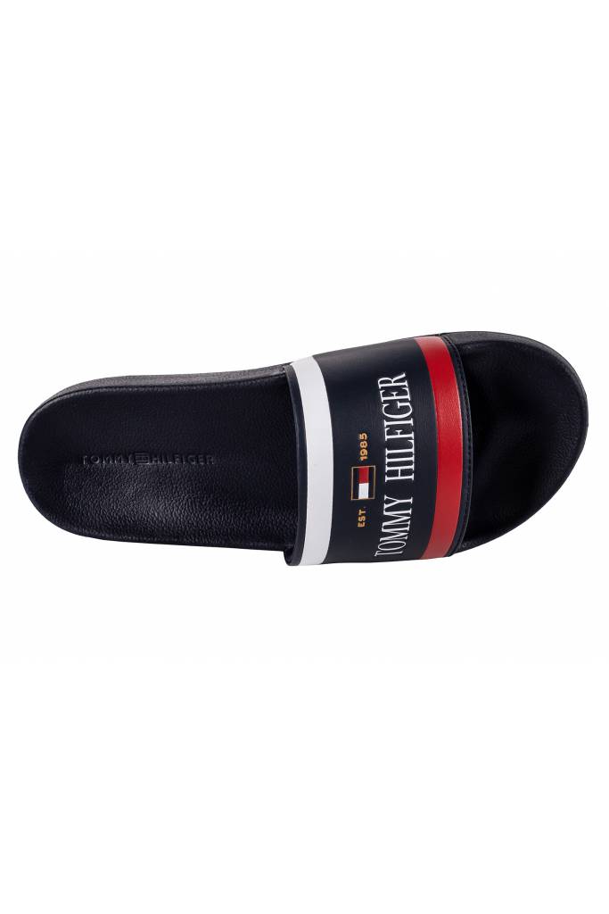 Detal stylizacja tommy hilfiger klapki corporate FM0FM03074