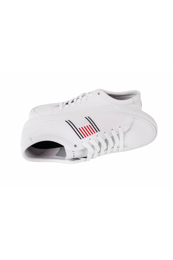 Detal stylizacja tommy hilfiger sneakersy corporate leather FM0FM02853 Detal stylizacja tommy hilfiger sneakersy corporate leather FM0FM02853