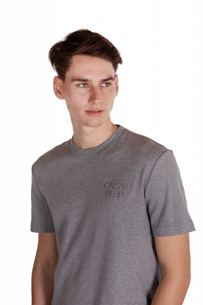 Przód calvin klein t-shirt embossed K10K105953 Przód calvin klein t-shirt embossed K10K105953