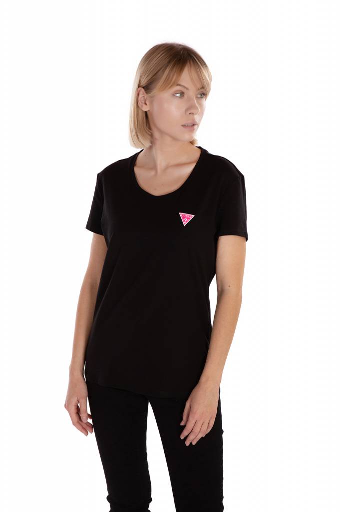 Guess t-shirt damski kamelia W0YI87 J1300 Guess t-shirt damski kamelia W0YI87 J1300