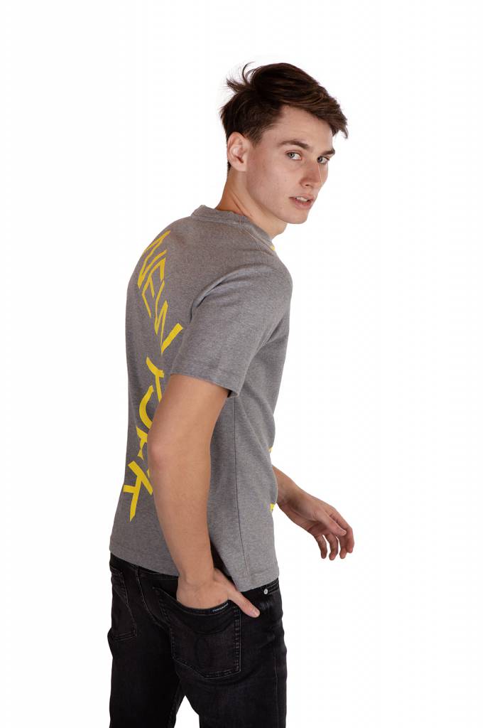 Detal 5 calvin klein t-shirt bold logo relaxed K10K105578 Detal 5 calvin klein t-shirt bold logo relaxed K10K105578