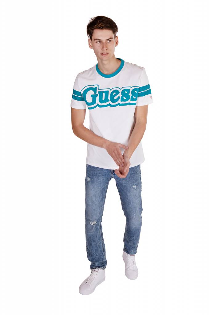 Przód guess t-shirt bars M0YI44 K8FQ0 Przód guess t-shirt bars M0YI44 K8FQ0