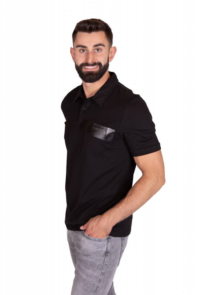 Detal stylizacja guess polo duke męskie M0YP53 K9WI1 Detal stylizacja guess polo duke męskie M0YP53 K9WI1