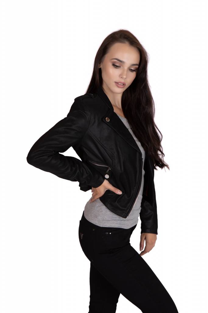 Detal stylizacja guess kurtka frances W0YL24 WD1P0 Detal stylizacja guess kurtka frances W0YL24 WD1P0