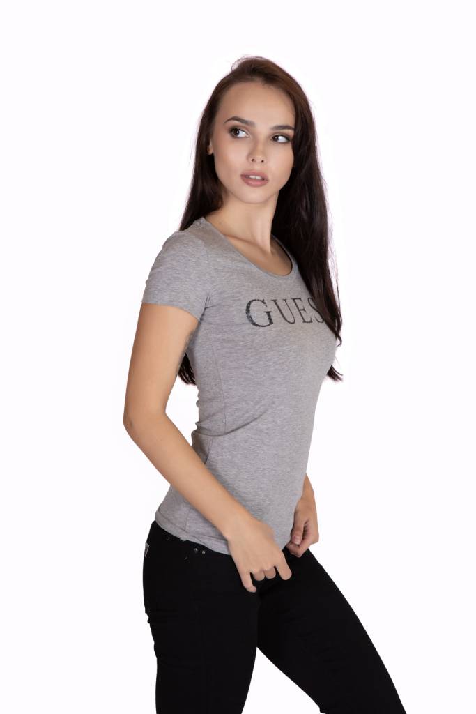 Przód guess t-shirt damski emma W0YI0F J1300 Przód guess t-shirt damski emma W0YI0F J1300