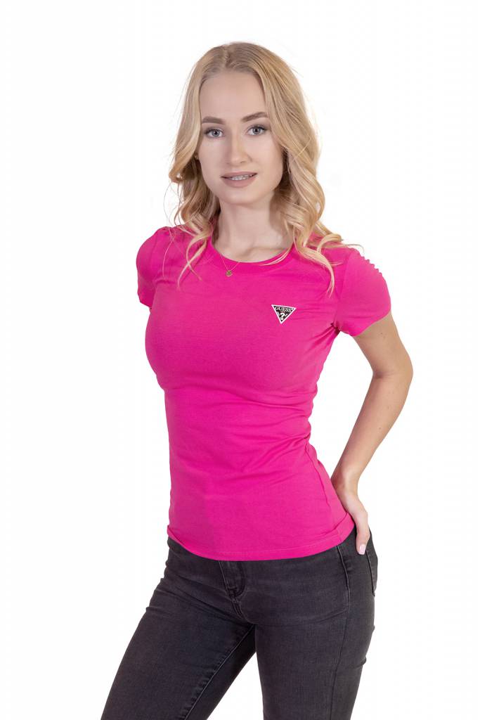 Przód guess t-shirt damski triangle W0BI19 J1311