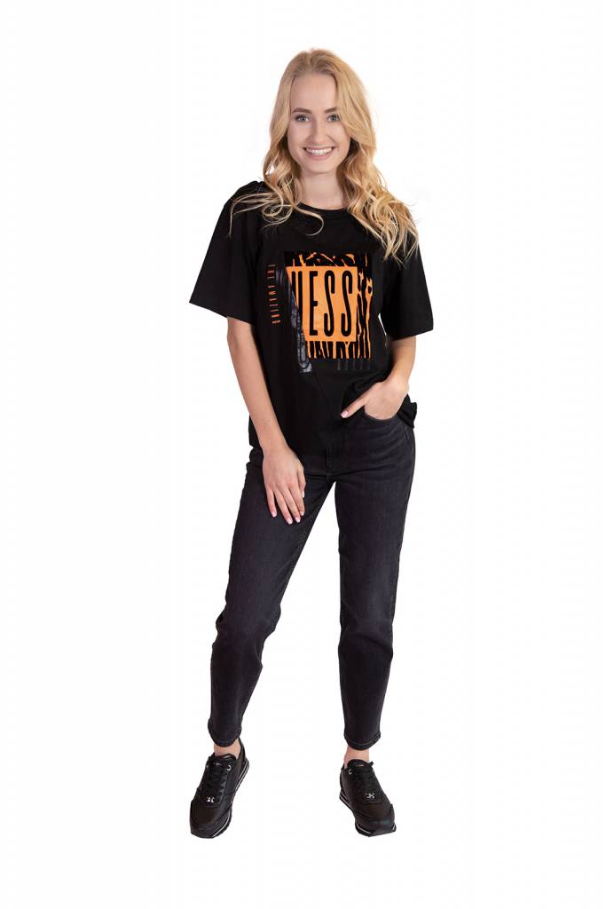 Detal stylizacja guess t-shirt damski tonia W0BI94 K8FQ0 Detal stylizacja guess t-shirt damski tonia W0BI94 K8FQ0
