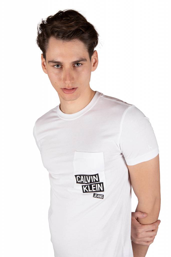 Przód calvin klein jeans t-shirt logo bloks J30J316467 Przód calvin klein jeans t-shirt logo bloks J30J316467