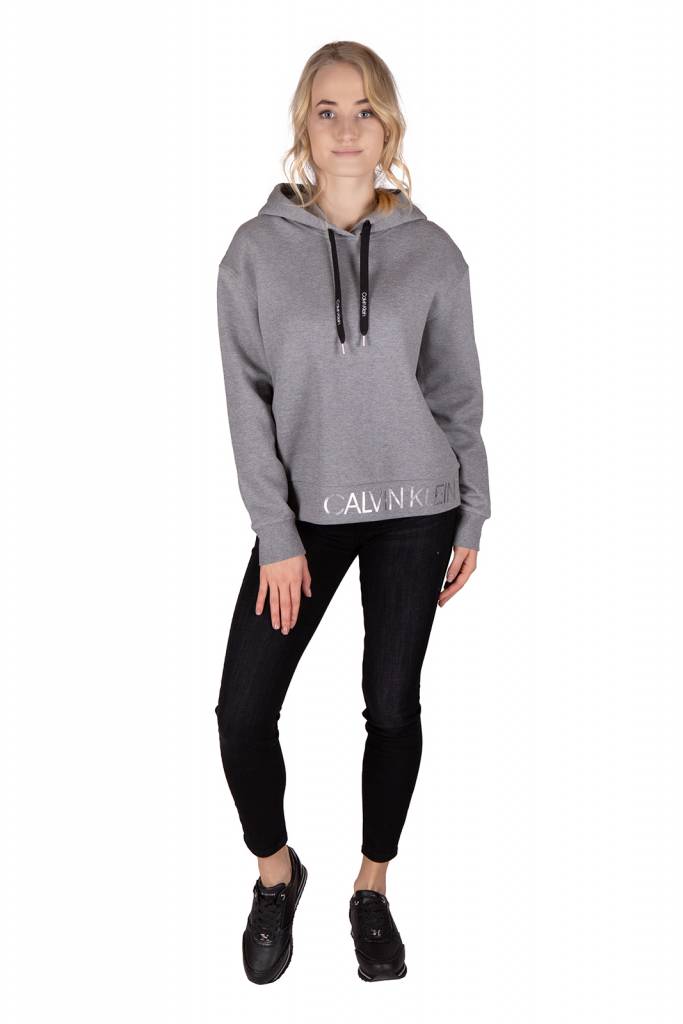 Detal stylizacja calvin klein bluza calvin logo K20K202389 Detal stylizacja calvin klein bluza calvin logo K20K202389
