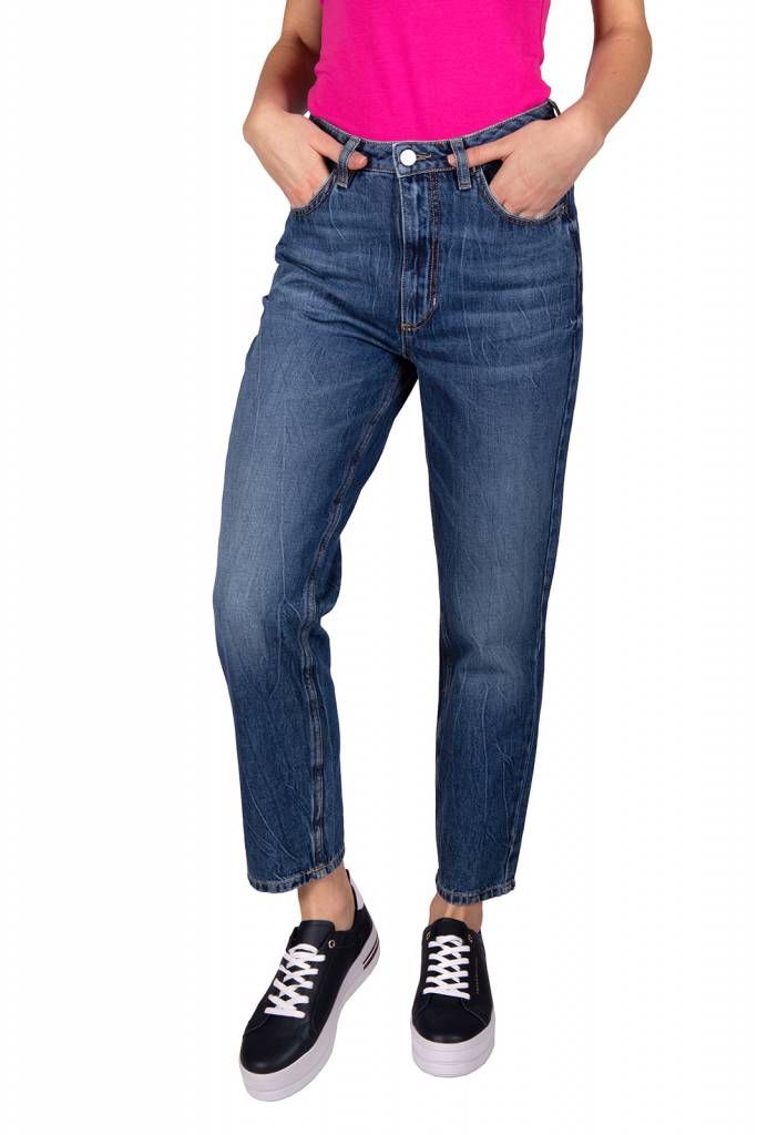 Guess jeansy mom damskie W0YA21 D3Y08