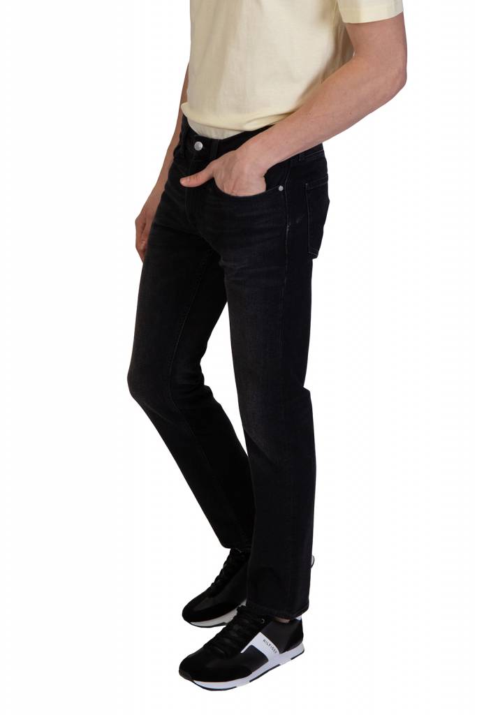Tył calvin klein jeansy high rise straight-leg K10K104419 Tył calvin klein jeansy high rise straight-leg K10K104419