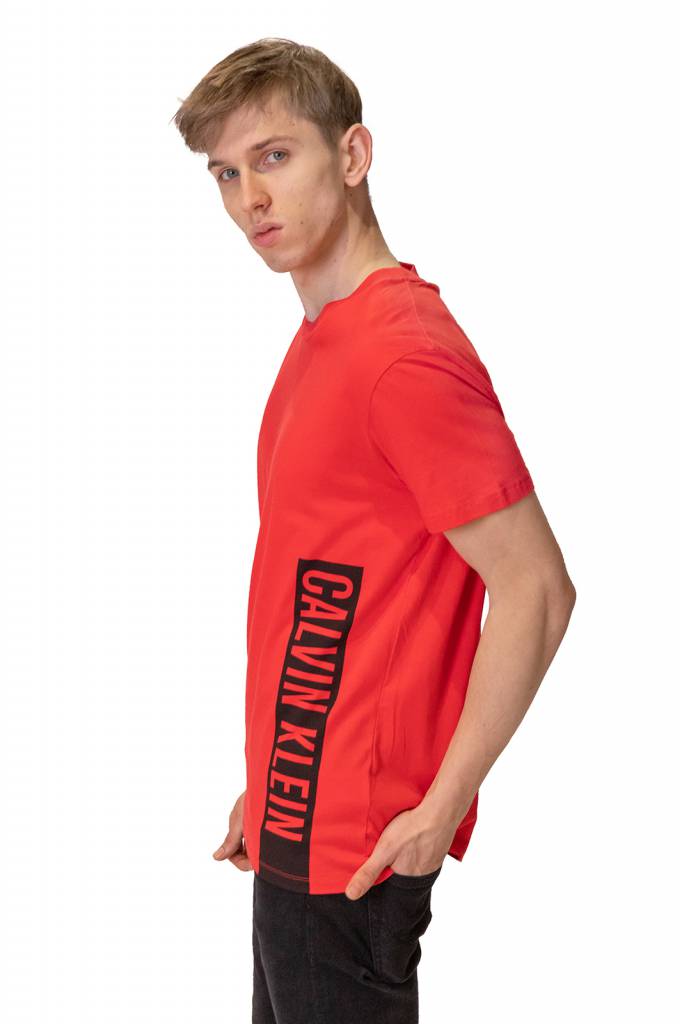 Przód calvin klein swimwear t-shirt męski relaxed crew KM0KM00481 Przód calvin klein swimwear t-shirt męski relaxed crew KM0KM00481