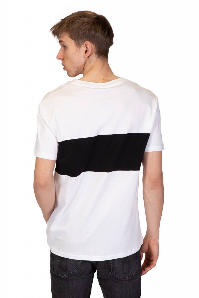 Tył calvin klein swimwear t-shirt męski relaxed crew KM0KM00477 Tył calvin klein swimwear t-shirt męski relaxed crew KM0KM00477