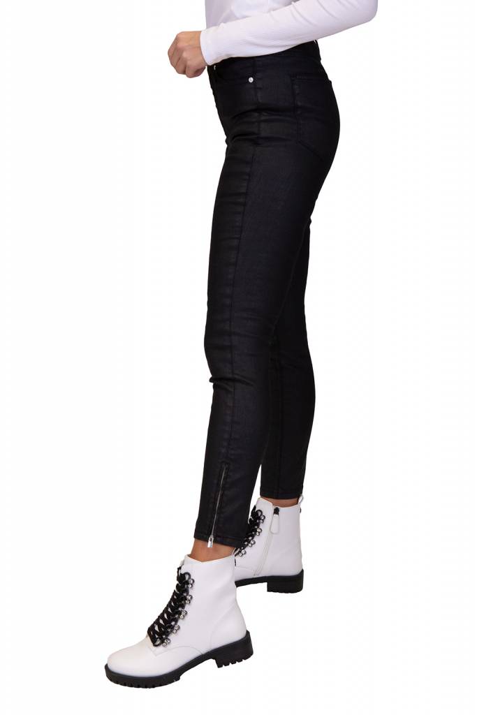 Przód calvin klein jeansy damskie hi rise coated K20K201143 Przód calvin klein jeansy damskie hi rise coated K20K201143